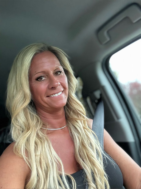 cheating wife onlyfans nice images