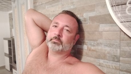 OseteTravieso model high quality img