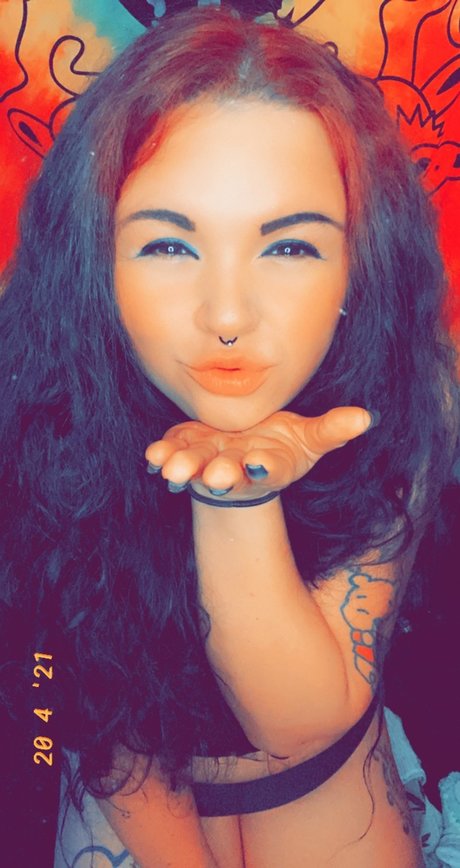 Playfullyalex pretty pornstar archive