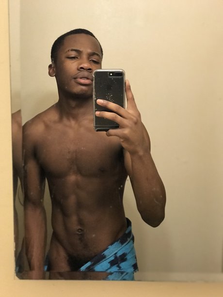 F A M O S D A E sexy pornstar photos