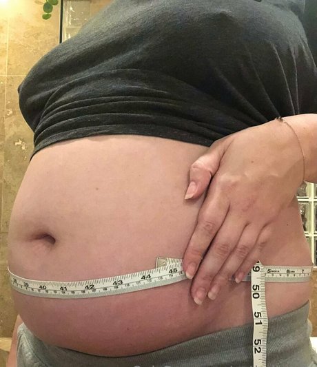 potbellywife hd model images