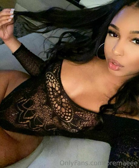 bremaeee xxx pornstar image