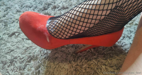 kayties feet naked star images