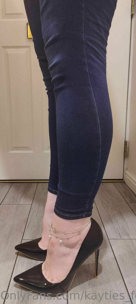 kayties feet star nudes gallery