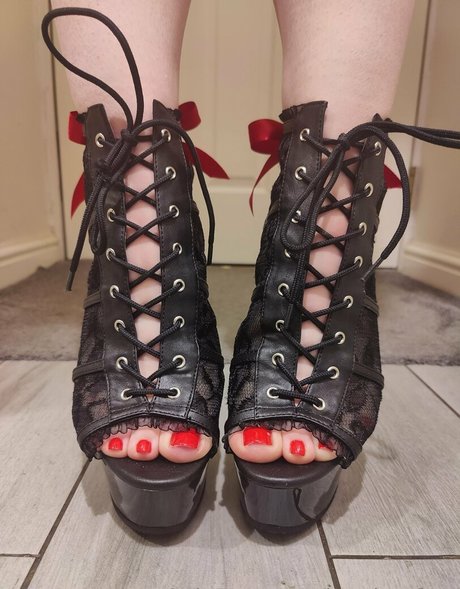 kayties feet nudes star photos