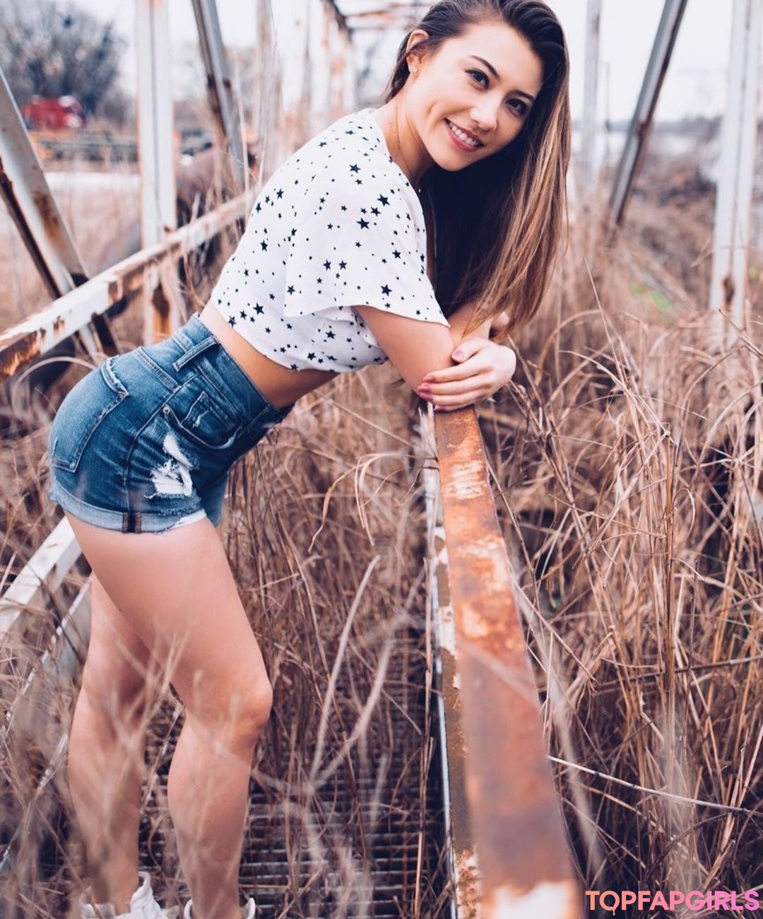 Sasha Emiri model nice image