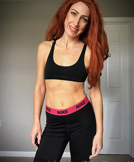 officialdavisonv star top picture