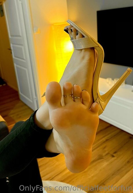 officialfeetforfun top star galleries