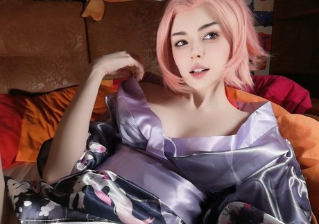 Mary Dixon nude star image