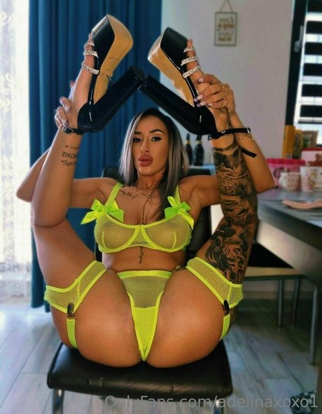 adelinaxoxo1 pornstar pretty photo