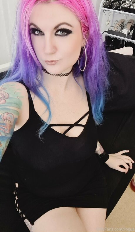 rogue star pornographic pictures