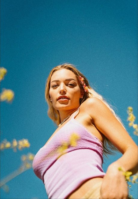 Nikki Rose model pornographic galleries