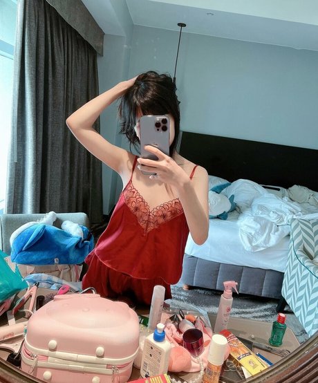 Joyce Poring adult star picture