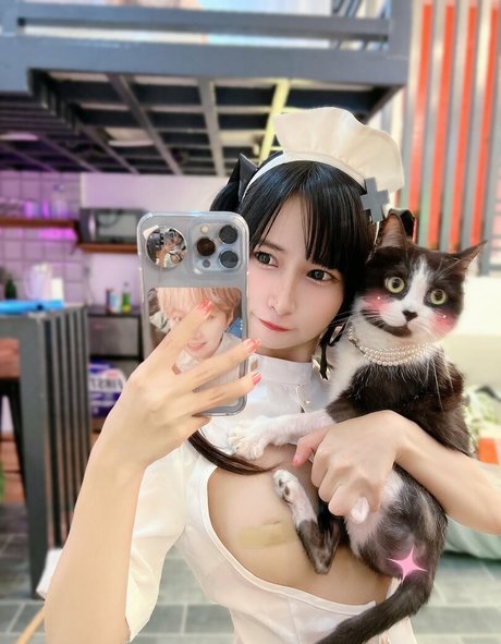 Joyce Poring art pornstar pics