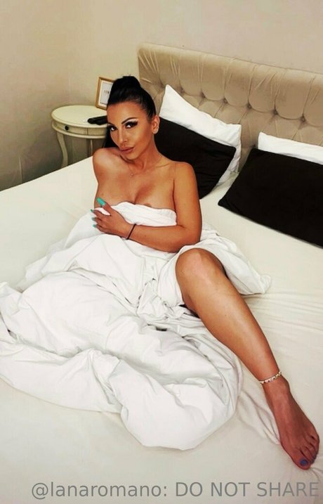 lanaromano Best Profile Photo