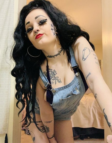 knockedxloose star nudes archive