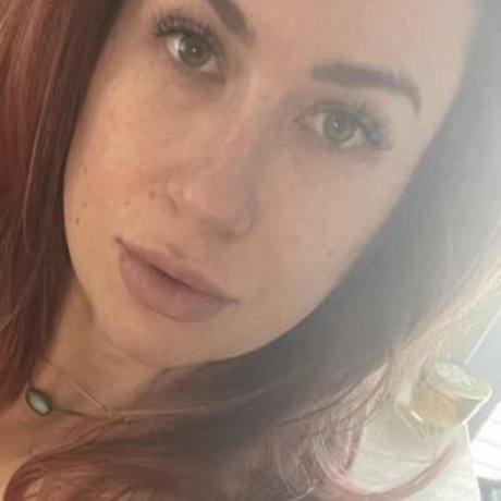 ITSJESSID star exclusive photos