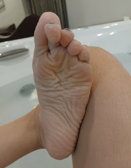 kaileros model nude img