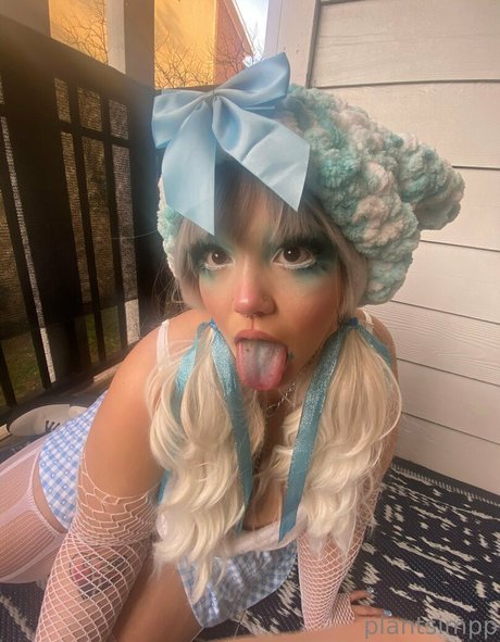 plantsimpp adult model pics