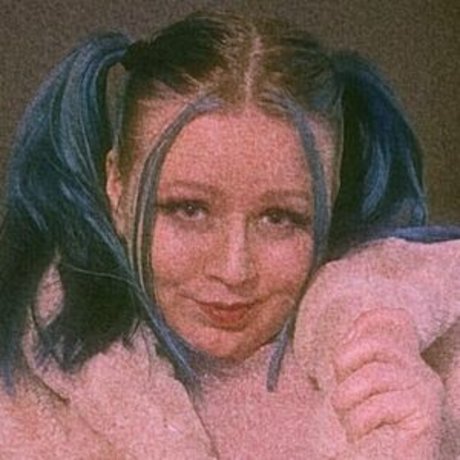 unilaama pornstar perfect image