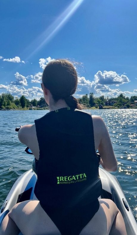 Miss Mikkaa art star pictures