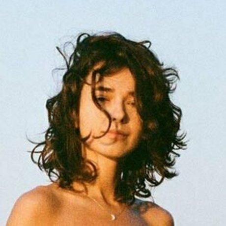 Julia Slip top star img