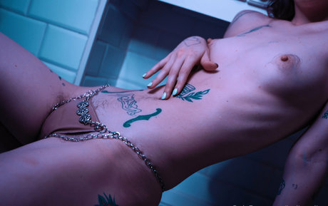 indieonline adult star img