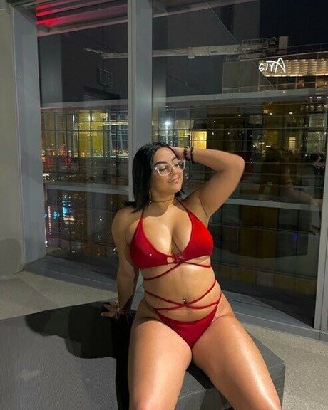 axhcaxh model adult pics