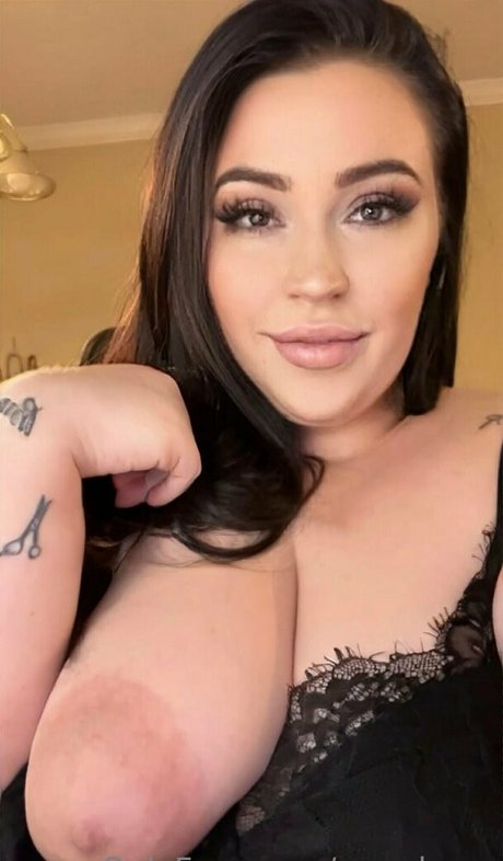 swaybaee star erotic gallery