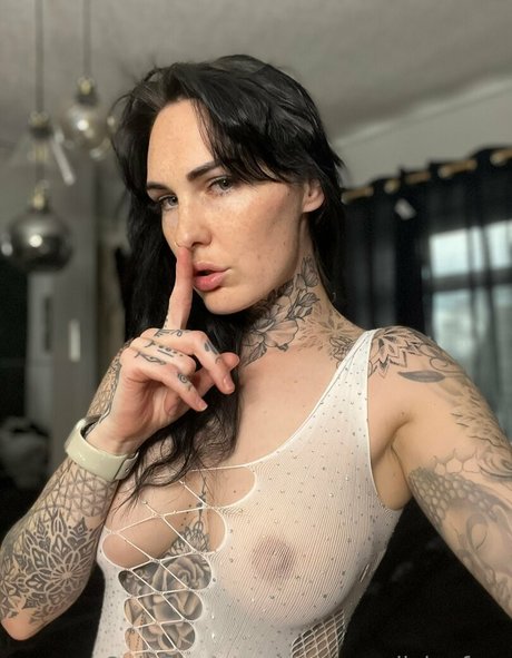 carmen divinefree nudes model photos