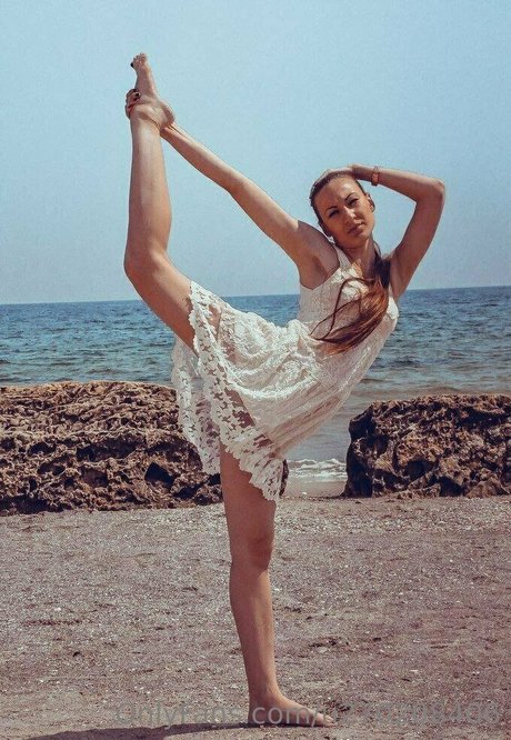 lips onlyfans adult pic