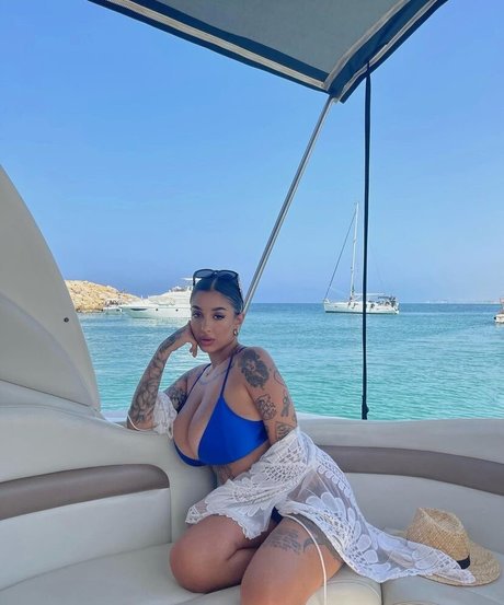 bbw facesitting onlyfans xxx img