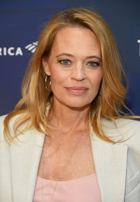 Jeri Ryan nudes model pictures