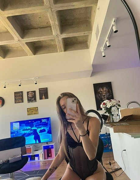 pool fuck onlyfans xxx pictures