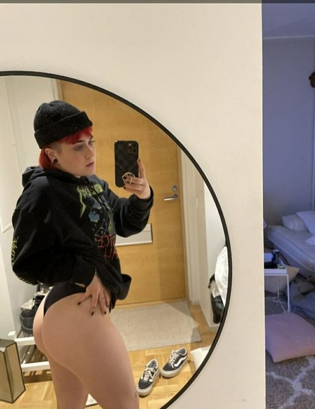 Eki102 pretty actress photos