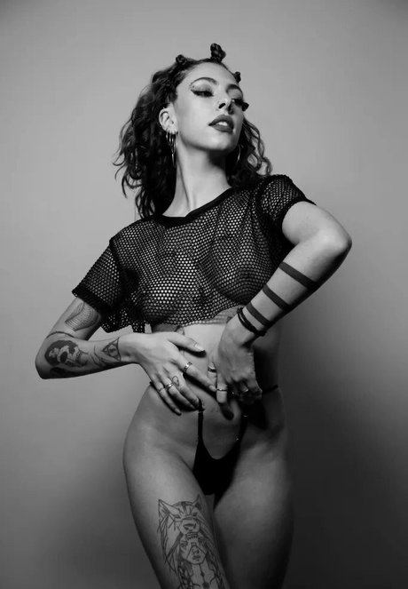 Lupe Cozzolino pretty star photo