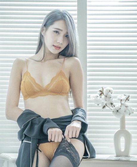 redhead pawg onlyfans erotic gallery