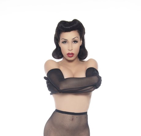 Delilah DuBois pornstar high quality img