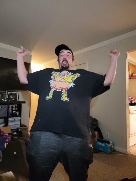 small onlyfans top pictures