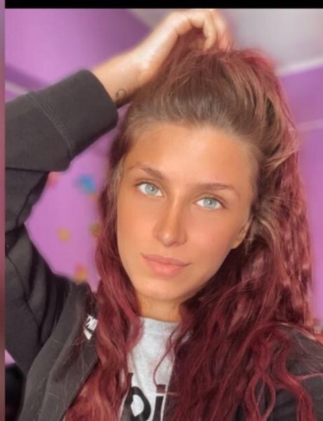 skinny redhead onlyfans adult pictures