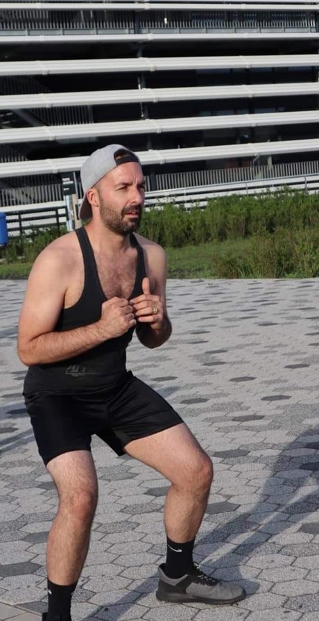 Nick De Vuyst model pretty image