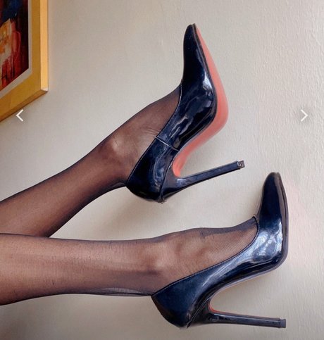 blowjob brunette onlyfans nude pic