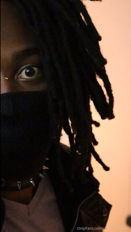 Damien Q_ star beautiful photo