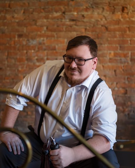 Darkseeker hot model photo