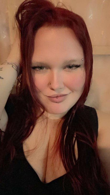 DevilishAngel420 naked actress picture