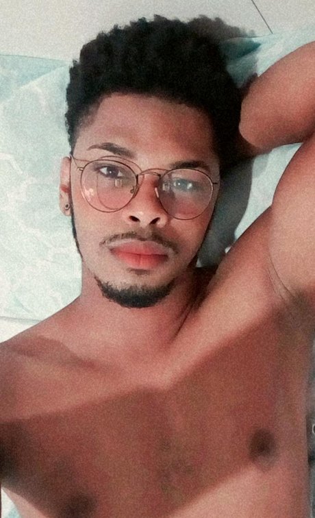 Kaulitz pornstar erotic image