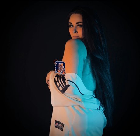 Raychal_ naked pornstar photos