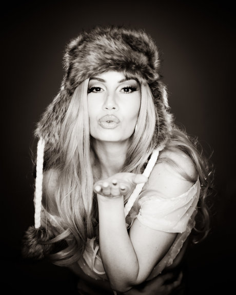 Rai VIP_ naked star picture