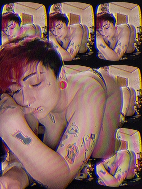 Red Valentine pornstar nude picture