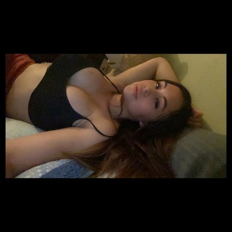 La MiMi star naked pic